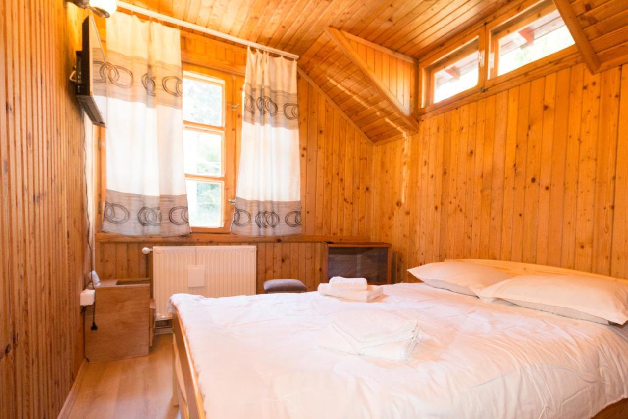 Rustic Regal Apartman Sinaia Kültér fotó